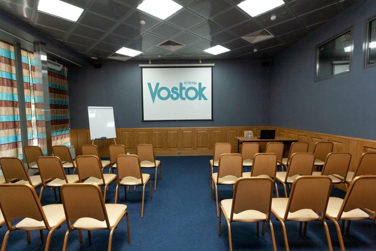 Vostok Hotel Tyumen Exterior photo